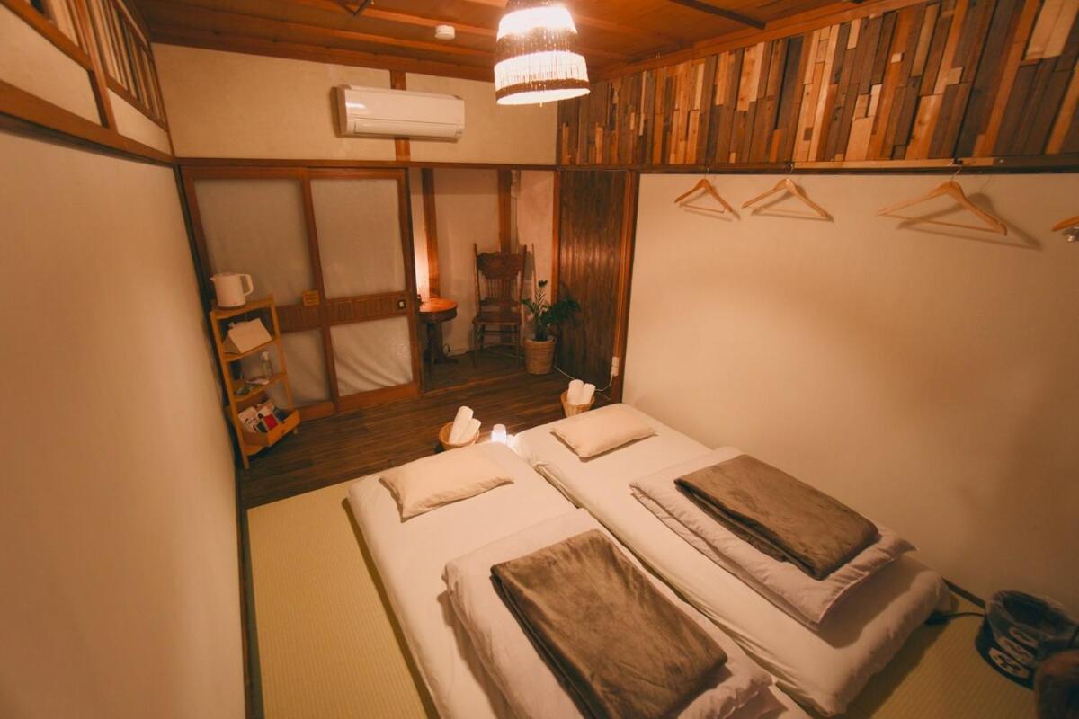 宿たぬきのねどこ Guesthouse Tanuki Tokoname Bagian luar foto