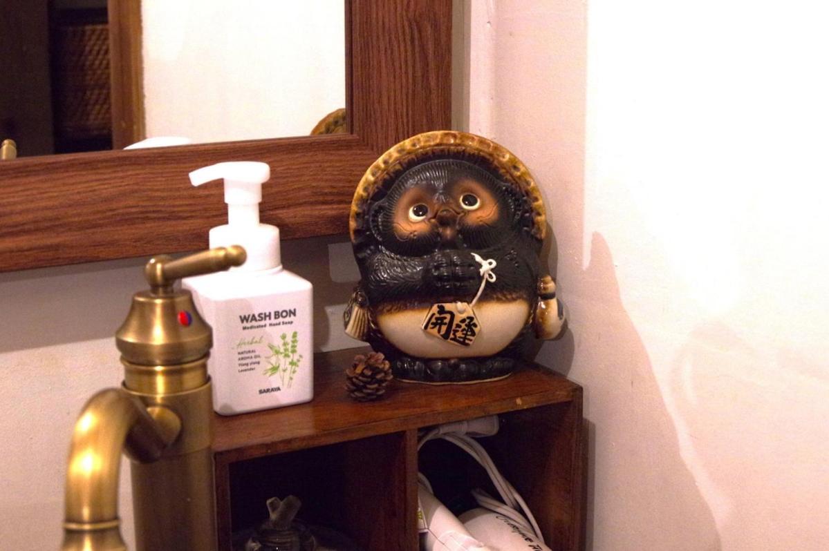 宿たぬきのねどこ Guesthouse Tanuki Tokoname Bagian luar foto